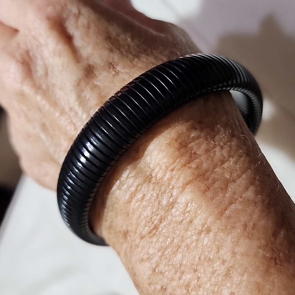 Omega Bracelets - Picture 8 of 9